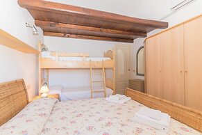 Il Borgo 14/1 700mt From The Beach