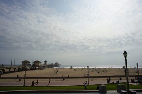 Huntington Surf Inn