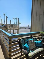 Huntington Surf Inn