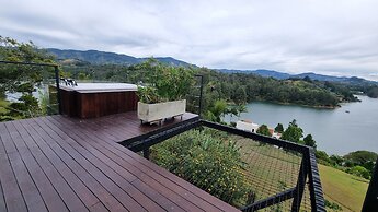 Woodside Ecoliving Guatape
