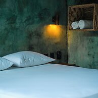 Cocos Hotel