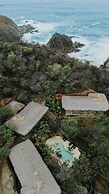 Cocos Hotel
