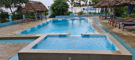Mambo Beach Villas