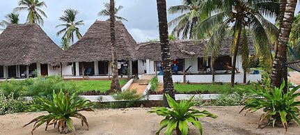 Mambo Beach Villas