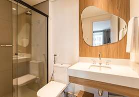 Charlie Wide Pinheiros