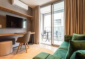 Charlie Wide Pinheiros