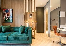 Charlie Wide Pinheiros