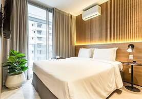 Charlie Wide Pinheiros