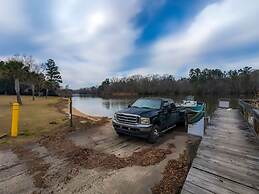 Bells Marina & Resort