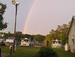 Bells Marina & Resort