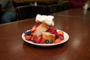 Bells Marina & Resort