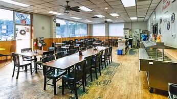 Bells Marina & Resort