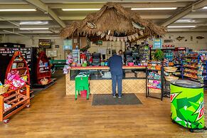 Bells Marina & Resort