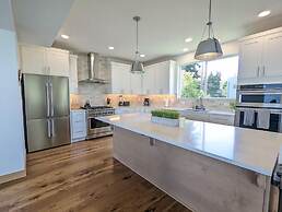 Seattle Vacation Home Alki Beach House