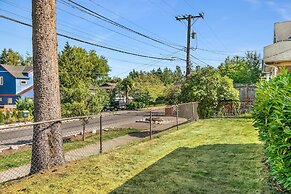 Seattle Vacation Home - Roy Street