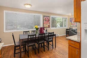 Seattle Vacation Home - Roy Street
