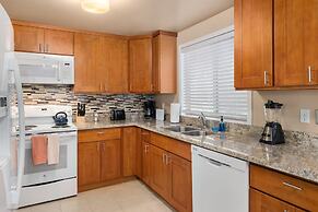 Seattle Vacation Home - Roy Street