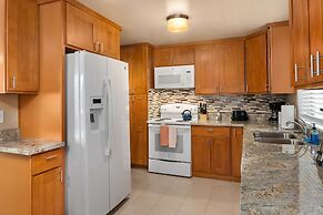 Seattle Vacation Home - Roy Street