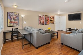 Seattle Vacation Home - Roy Street