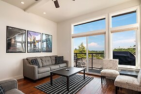 Seattle Vacation Home - The Port