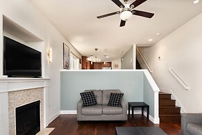Seattle Vacation Home - The Port