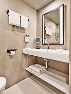 Crowne Plaza Marseille Le Dome by IHG