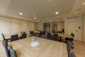 Crowne Plaza Marseille Le Dome by IHG