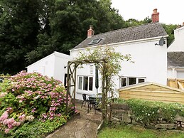 Spring Garden Cottage