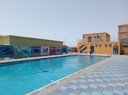 Escale International Hotel