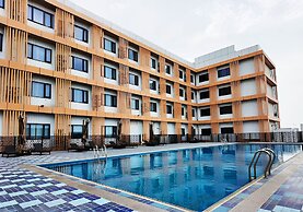 Escale International Hotel
