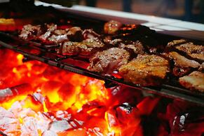 Escale International Hotel