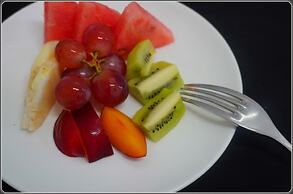 Escale International Hotel