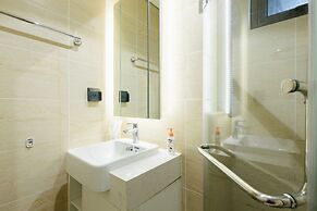 Business Serviced Apartment D'capitale