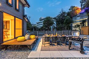 Sayuragi Villa Shirahama