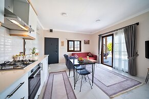 Explore Cragos House , Land of Lights, Lycia!