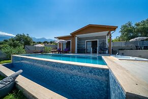 Explore Cragos House , Land of Lights, Lycia!