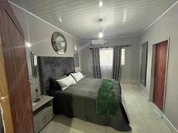 Spacious 2 Bedroomed Semi-detached Fully Furnished Apartment Num01