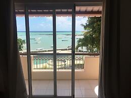 Bungalow for Families and Friends by the sea and Pool - by Feelluxuryh