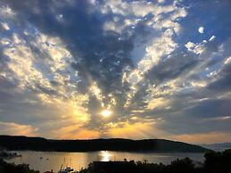 Comfortable Apartment Island Šolta -seaview