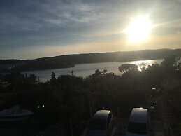 Comfortable Apartment Island Šolta -seaview