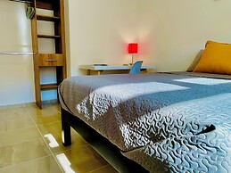 Cozy 2-bedroom Apartment With Amenities
