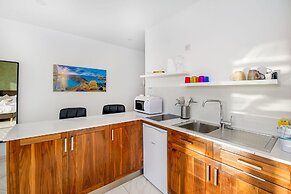 South Wind Guesthouse