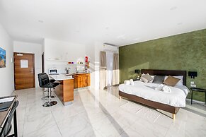 South Wind Guesthouse