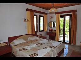 A Spacious and Bright Studio With Balcony No1111