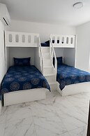 Modern Chalet in Port Said With Stunning City and Garden Views