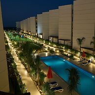 Modern Chalet in Port Said With Stunning City and Garden Views