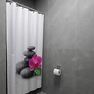 Modern Chalet in Port Said With Stunning City and Garden Views