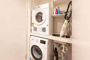 Modern 1 Bedroom Apartment in Brunswick East Near CBD