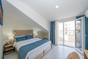 Gloria Airport Hotel