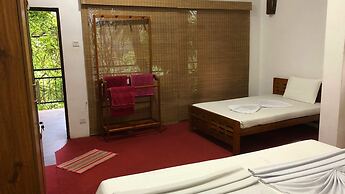 Ceylon Nature Hostel Kitulgala